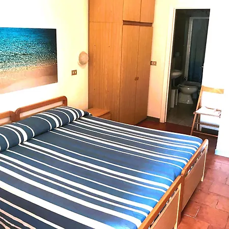 Il Veliero - La Vela Del Veliero Panzió 4*
