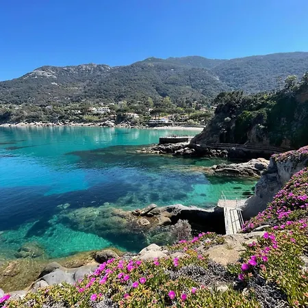 Il Veliero - La Vela Del Veliero 4* SantʼAndrea