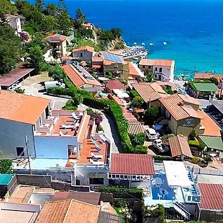 Bed & Breakfast Il Veliero - La Vela Del Veliero SantʼAndrea