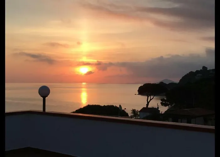 Il Veliero - La Vela Del Veliero SantʼAndrea